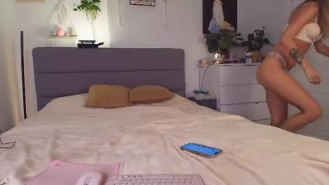 Celin online show from July 28, 5:02 pm