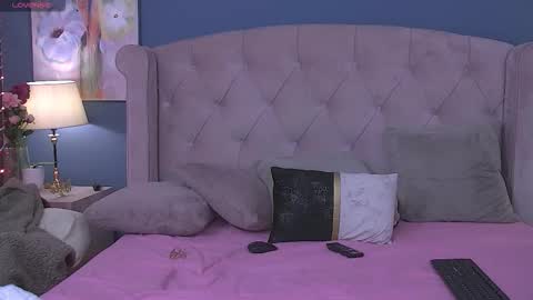 celinediorr online show from February 13, 1:31 am