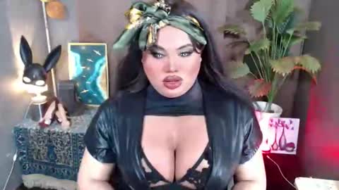 Snapshot of cellinekittcumerr chatting on October 27, 2:33 am cellinekittcumerr online show from October 27, 2:33 am