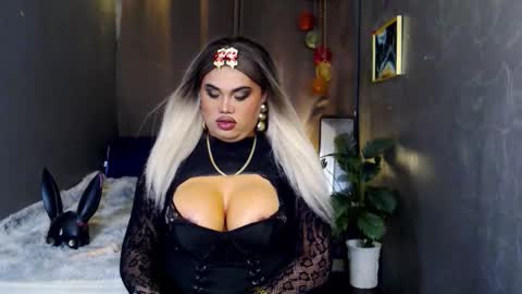 cellinekittcumerr online show from November 28, 1:57 am