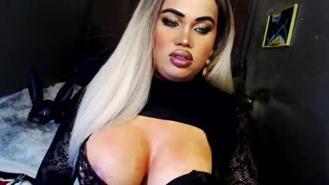 cellinekittcumerr online show from November 20, 3:31 pm