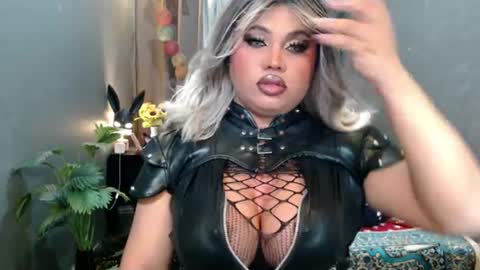 cellinekittcumerr online show from June 29, 2:17 pm