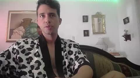 centurionjohnny online show from December 4, 1:58 pm