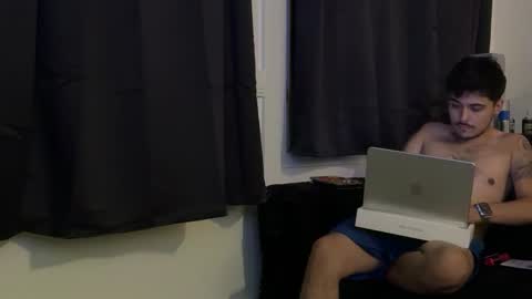 cezarthebreeder online show from March 21, 3:23 am