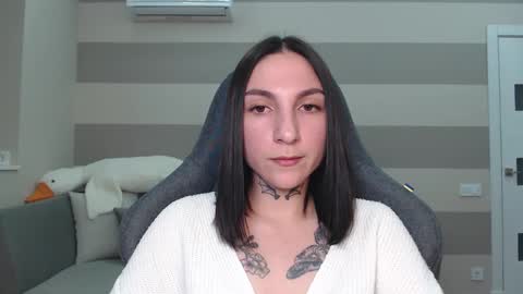 Snapshot of chabibiann chatting on February 25, 6:44 pm Kate online show from February 25, 6:44 pm