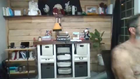 chadmichaell online show from December 22, 2:07 am