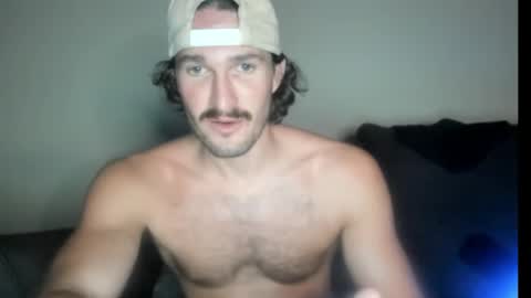 Snapshot of chadpowerz chatting on October 21, 5:45 am Lydong online show from October 21, 5:45 am