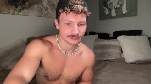 Snapshot of chadtitan chatting on September 18, 4:44 pm ChadTitan online show from September 18, 4:44 pm