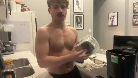 ChadTitan online show from April 10, 4:44 pm