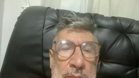 champsex305610 online show from April 12, 4:44 pm