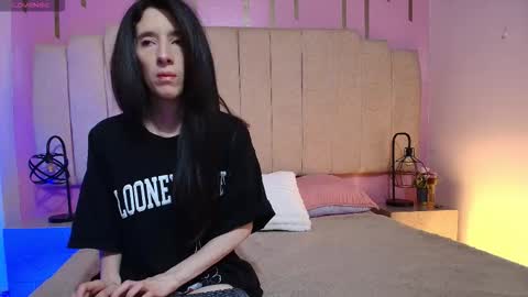 Chanel Whitte online show from February 23, 8:22 pm