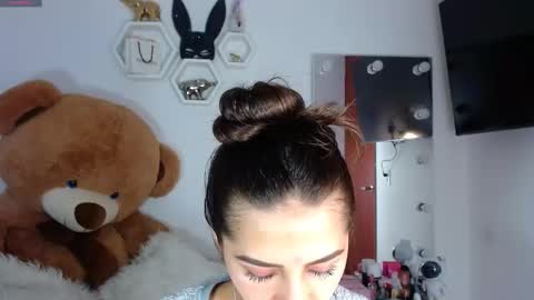 Isabella online show from December 16, 9:20 pm