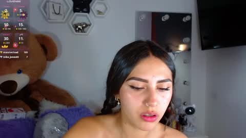 Isabella online show from December 4, 2:36 am