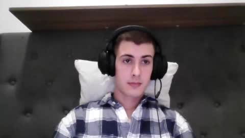 charismaticcharm online show from January 16, 7:28 am