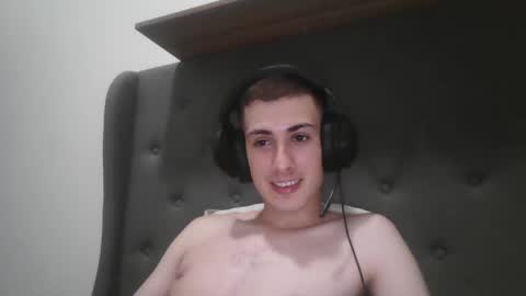 charismaticcharm online show from January 17, 11:59 am