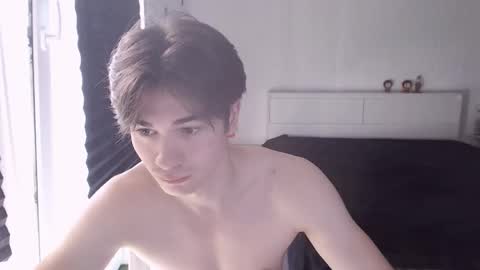 charleshanson69 online show from September 18, 10:41 am