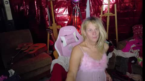 Charli online show from December 2, 1:04 am