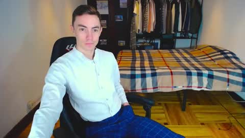 carlos reyes online show from February 2, 8:45 am