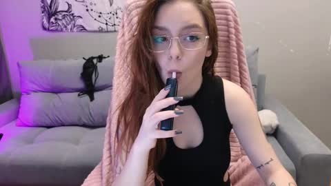 charliestormm online show from November 3, 7:04 pm