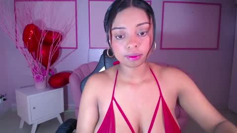 Snapshot of charlote_fun_a chatting on March 10, 10:39 am Charlote online show from March 10, 10:39 am