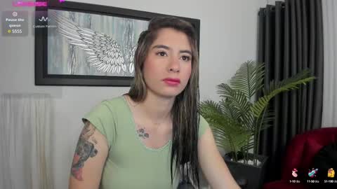 Snapshot of charlote_horny chatting on February 24, 11:32 am Charlote online show from February 24, 11:32 am