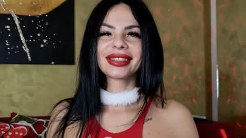 CHARLOTTE online show from December 19, 5:14 am