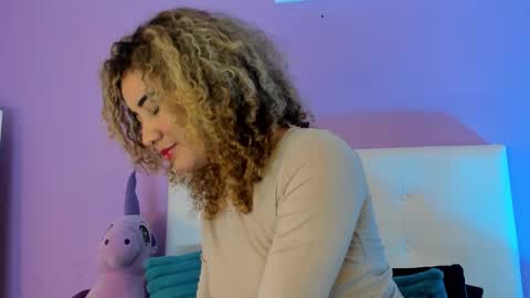 Char 3 online show from February 2, 3:41 pm