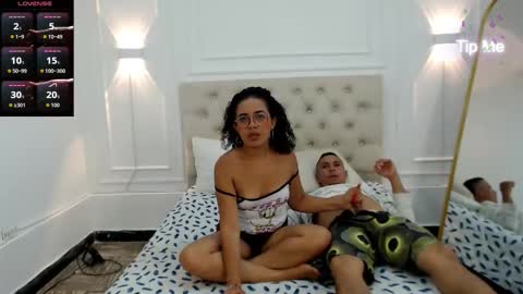 charlottte y dante online show from September 29, 4:00 am