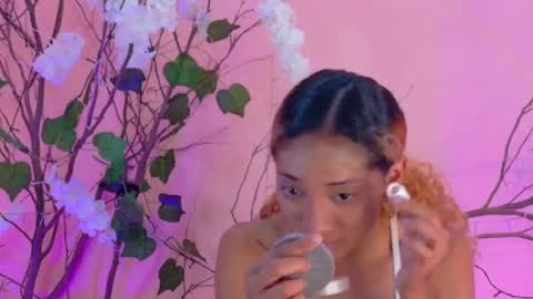 CHARLOTTE online show from March 13, 9:51 pm