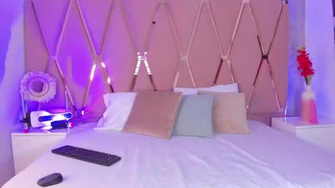 Charlotte online show from June 12, 1:43 pm