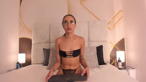 Charlotte online show from December 4, 2:16 pm