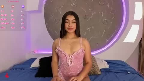 Charlote online show from April 27, 2:42 am