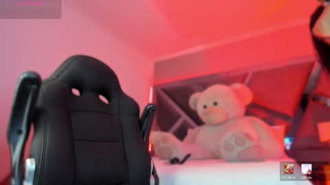 Charlotte online show from February 12, 4:49 am