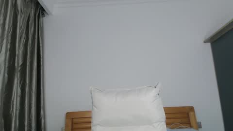 Charlotte online show from December 23, 6:05 pm