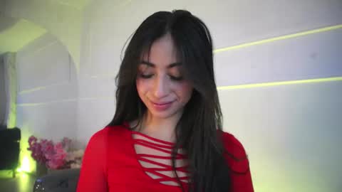 Lauren Rus online show from July 28, 2:13 pm