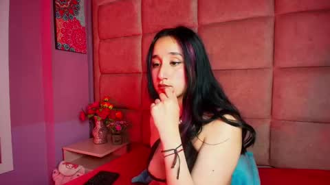 charlottestuart_ online show from February 25, 2:48 am