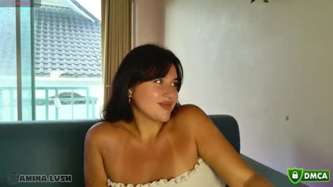 insta  online show from February 18, 10:15 am