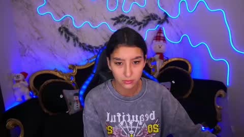 SweetMoco online show from January 22, 6:42 am