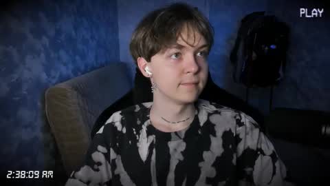 lynxy online show from September 9, 11:38 pm