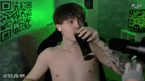 lynxy online show from November 30, 9:55 pm