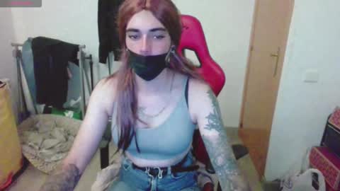 Snapshot of chased12 chatting on November 2, 1:16 am Chasey online show from November 2, 1:16 am