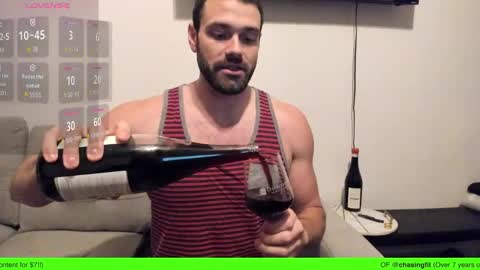 Onlyfans chasingfit Instagram the arguer Twitter chasingfitOF online show from February 5, 12:25 am