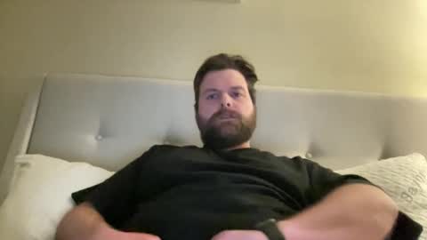 Snapshot of chasewest89 chatting on November 1, 1:06 am chasewest89 online show from November 1, 1:06 am