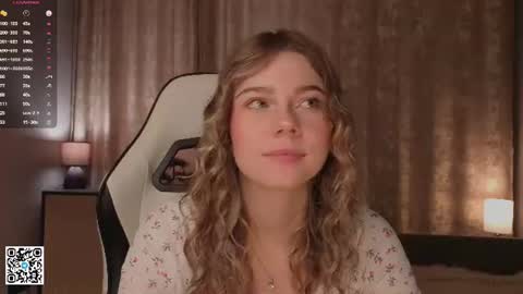 Emilia online show from July 10, 4:28 am