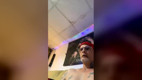 Steve M Vynckier Jr online show from June 11, 2:53 am