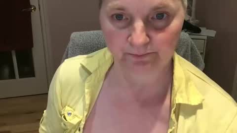 chealsiek online show from September 26, 1:46 am