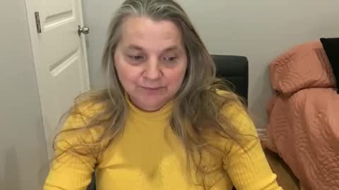 chealsiek online show from September 20, 1:41 am