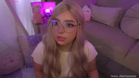 Baby Cherry online show from January 31, 10:18 pm