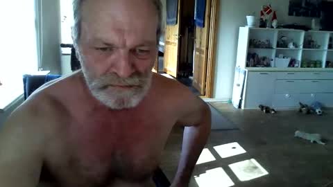 chefben666 online show from March 28, 11:22 am