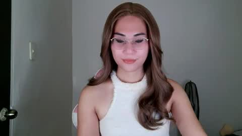 chelly4u69 online show from July 12, 12:14 am